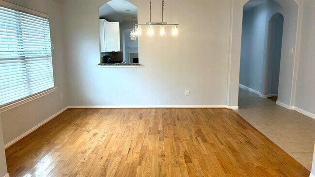 Building Photo - 8106 Saragosa Blue Ln
