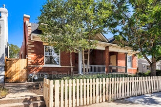 Building Photo - 490 S Lincoln St