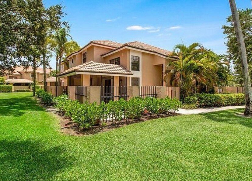 Primary Photo - 360 Prestwick Cir