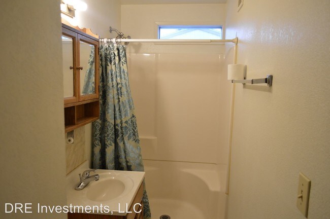 Building Photo - 1464 Lacey St