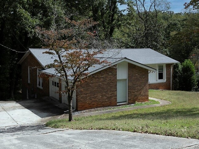 Foto del edificio - 581 Autumn Ln