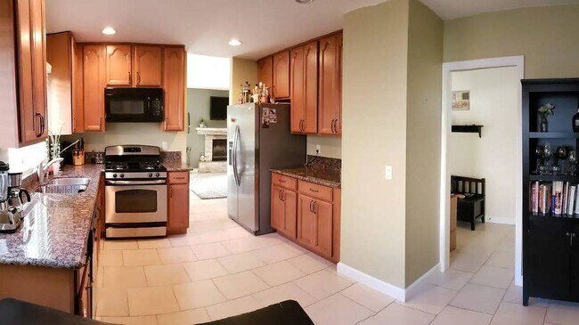 Granite Counters, Custom Cabinets, Stainless Appliances - 1553 Rock Springs Rd