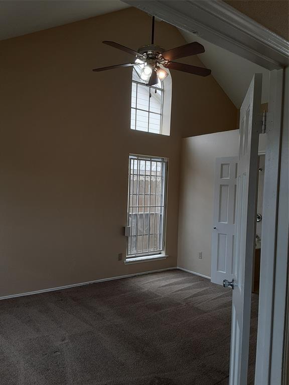 Building Photo - 16718 Village Trace Dr