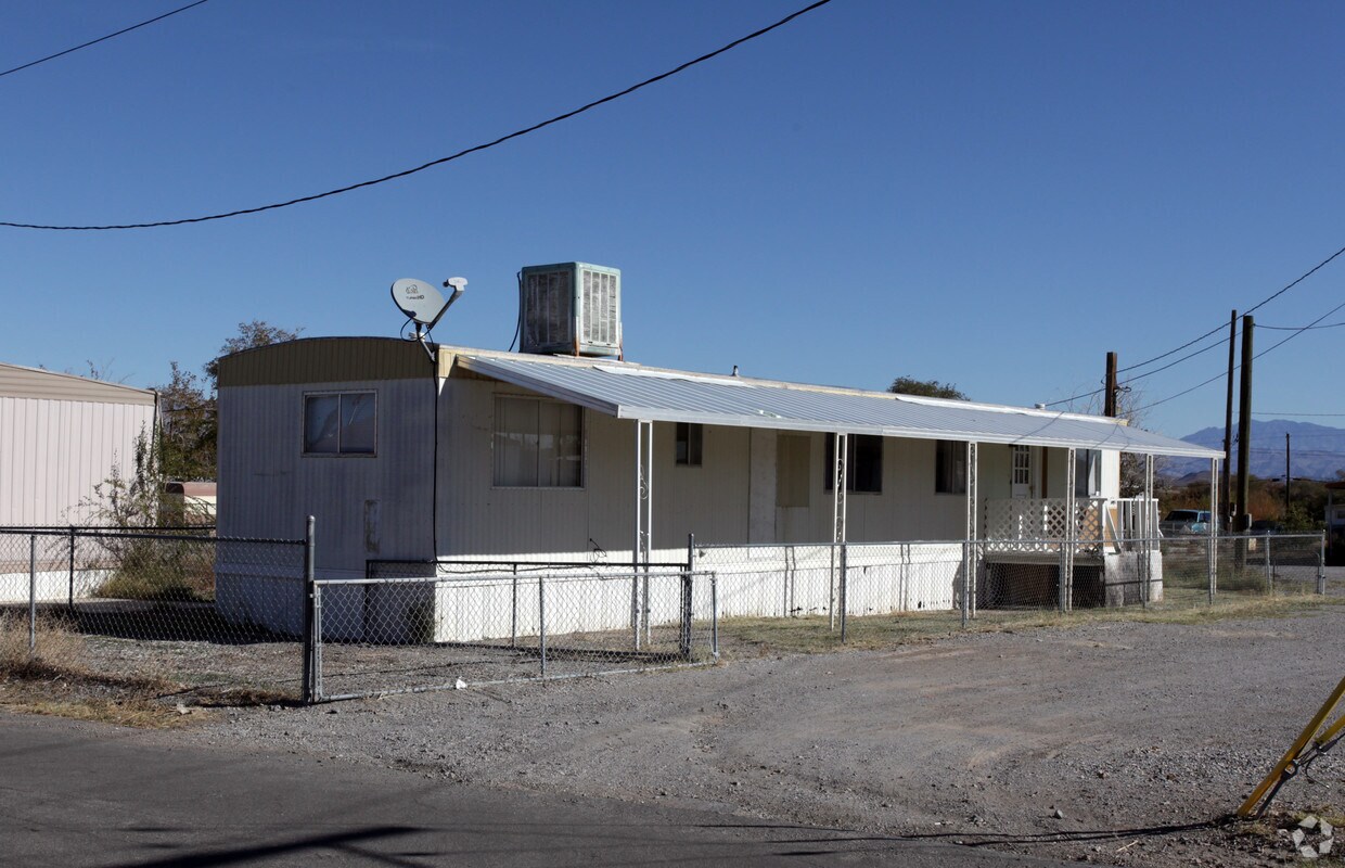351 Boulder Ln, Indian Springs, NV 89018 Apartments in Indian Springs