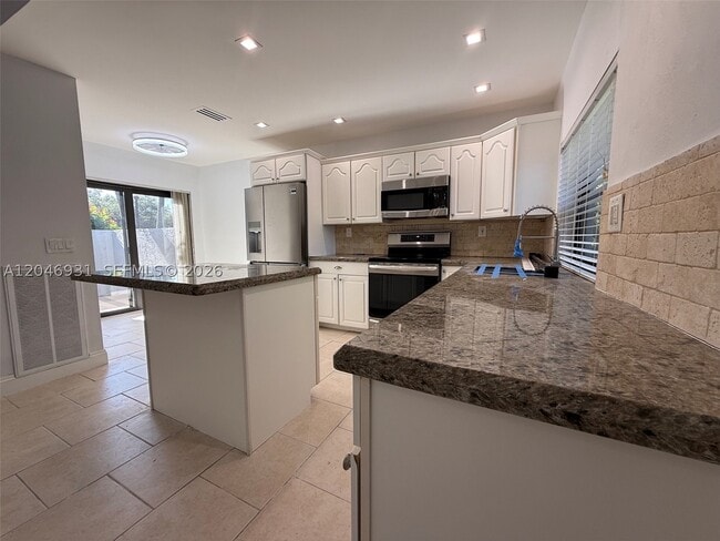 Building Photo - 20910 Estada Ln