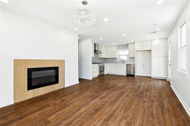 Building Photo - 1221 Gaudet Dr