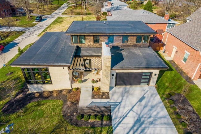 Building Photo - 250 McCoy Ave