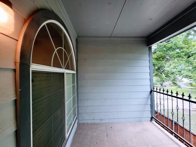 Photo - Fitzhugh Townhome