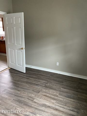 Primary Photo - 1200 Forstall St