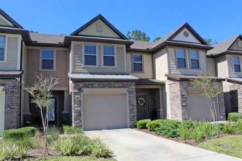 Building Photo - Townhouse - Jacksonville, FL