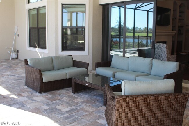 Foto del edificio - 9320 Rapallo St