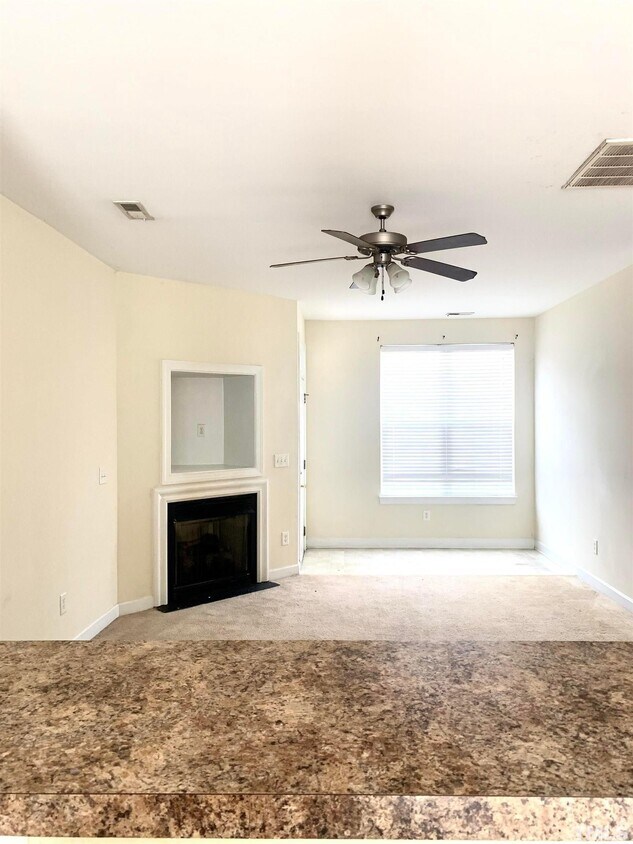Foto principal - 2448 Ashton Park Ln