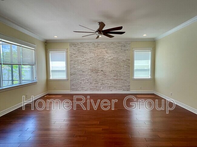 Building Photo - 10531 Mistflower Ln
