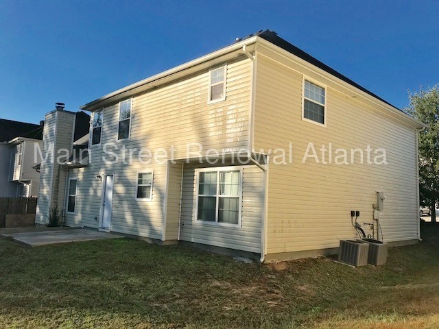 Building Photo - 8568 Goswell Dr