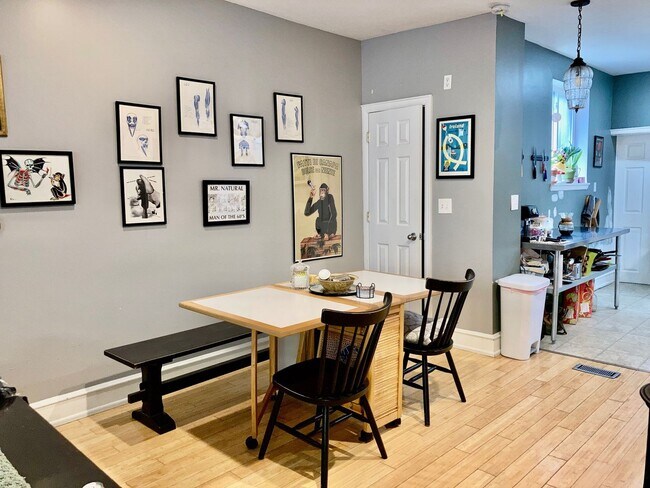 Foto del edificio - Dickinson Narrows 3bd Home w/ Patio