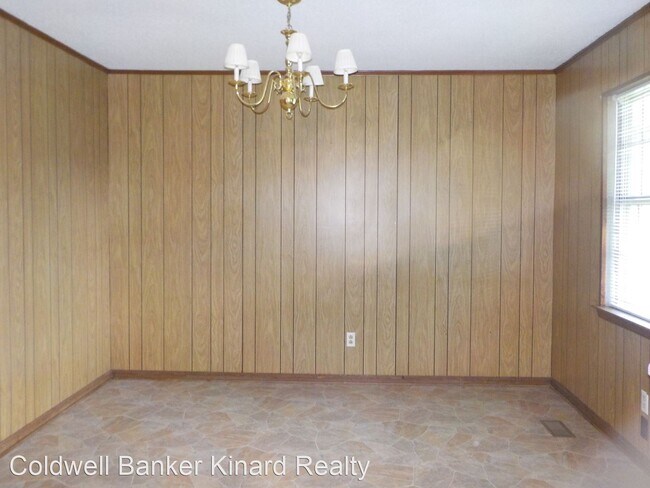 Building Photo - 3 br, 2 bath House - 2705 Alvin Court
