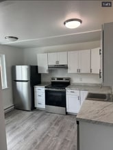 Building Photo - 330 Park Ave Building Photo - 330 Park Ave