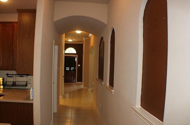 Building Photo - 15223 Harlin