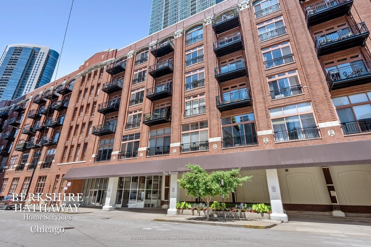 360 W Illinois Street Condo for Rent in Chicago, IL
