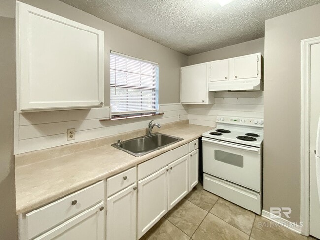 Foto del edificio - 6399 -A Schoel Ln