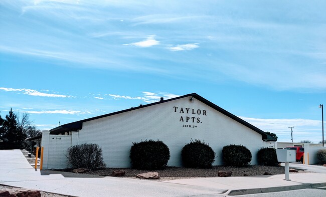 Building Photo - Taylor Apartments