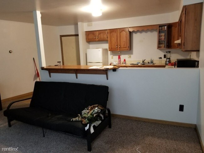 Building Photo - 1 br, 1 bath  - 27 W Front St # 29
