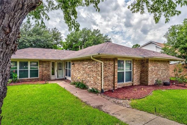 Building Photo - 1702 Elizabeth Dr