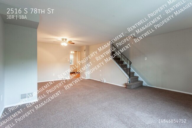 Foto del edificio - 3BR 1.5 BA  Home  in Eastwick area of Sout...