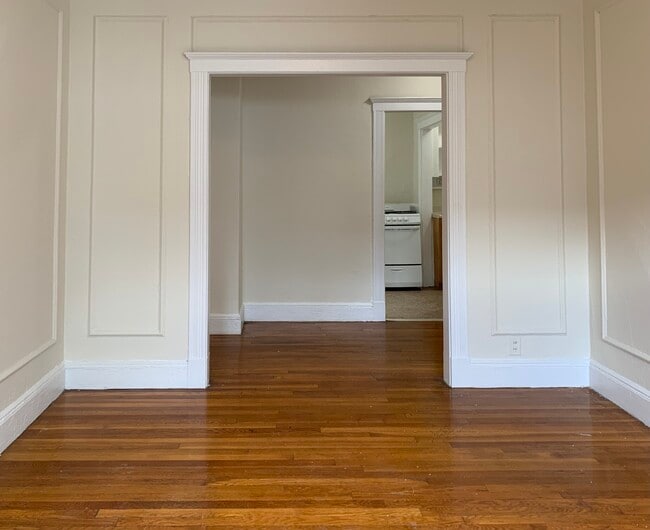 Building Photo - 4 Vinal St