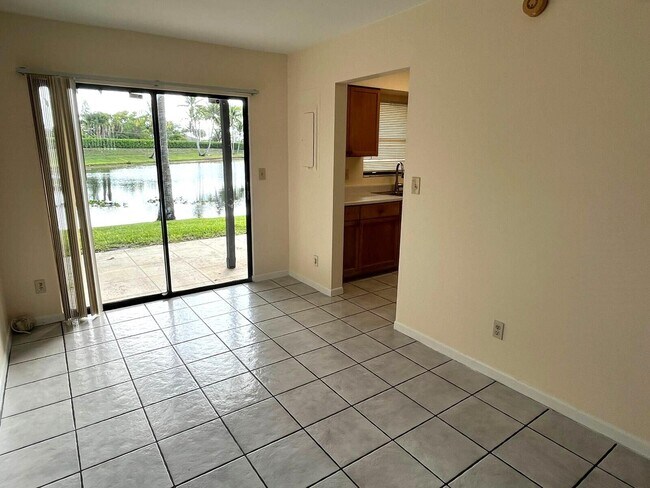 Building Photo - 4105 Inlet Cir