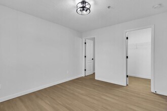 Interior Photo - The Ariel - Beautifully Renovated!