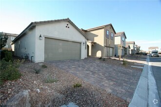 Building Photo - 4275 Tarim St