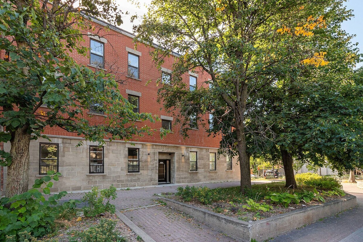 Photo principale - 2042 Rue Saint-Antoine O
