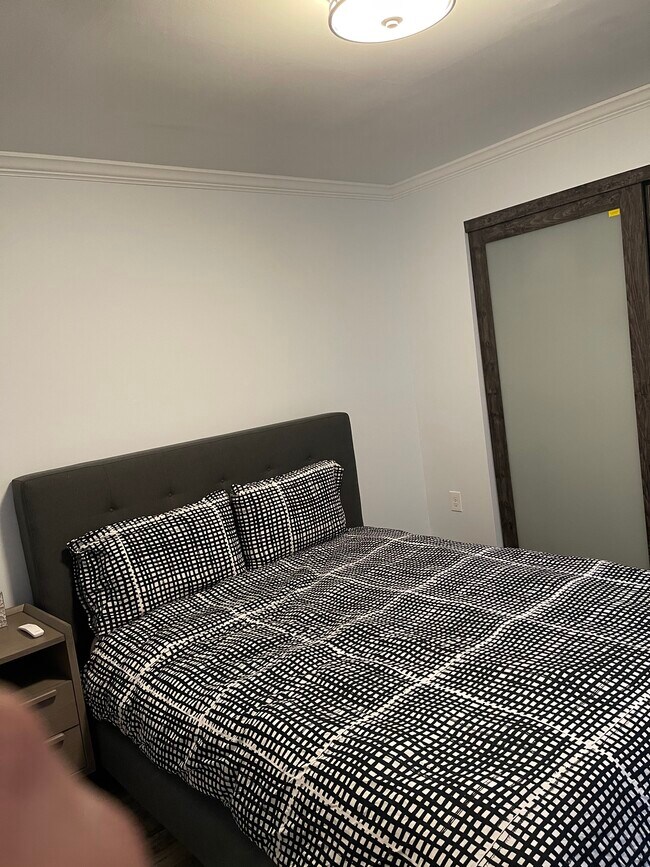 Foto del edificio - 1804 N George Mason Dr