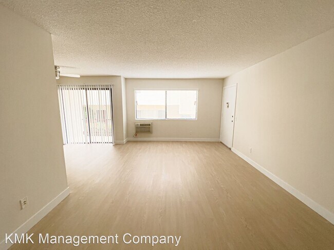 Building Photo - 2 br, 2 bath Apartment - 3760 & 3764 Delma...