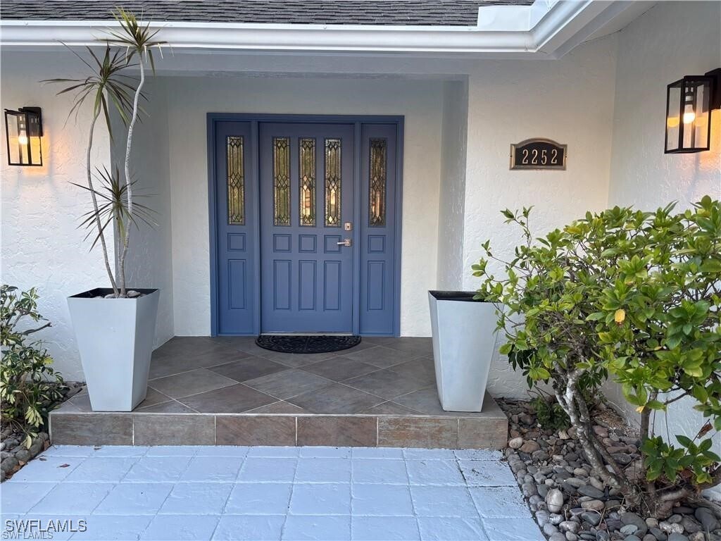 Foto principal - 2252 Royal Ln