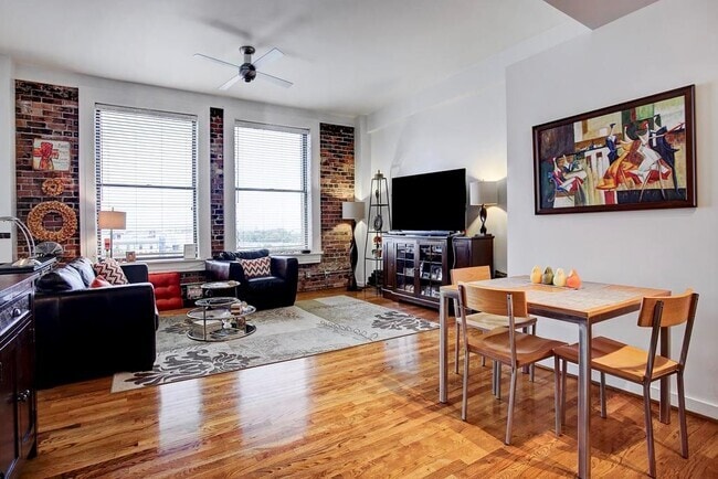 Photo - 915 Franklin-227.1 Apartment