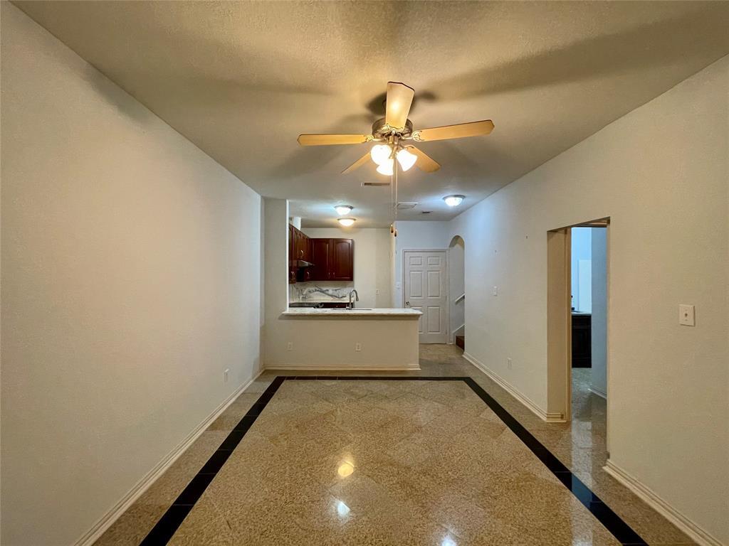 Primary Photo - 9400 Bellaire Blvd