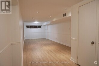 Building Photo - 436 Drewry Ave