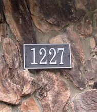 Building Photo - 1227 Casita Dr