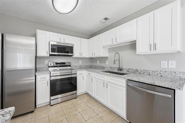 Foto del edificio - 935 Mapleleaf Ln