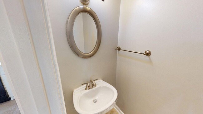 Building Photo - 6769 Milltown Ct