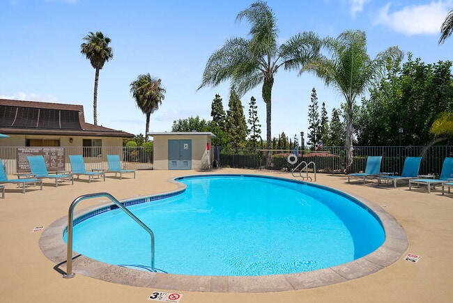 Building Photo - Capri at Sunny Hills