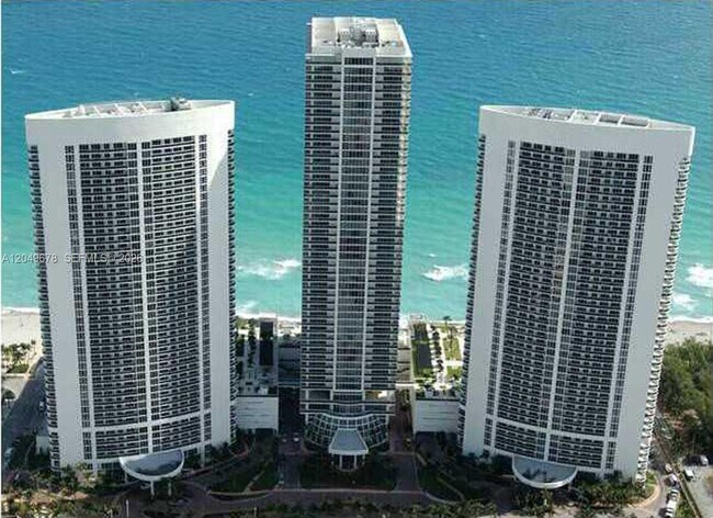 Building Photo - 1800 S Ocean Dr