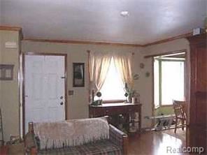 Building Photo - 2101 Vine Way Dr