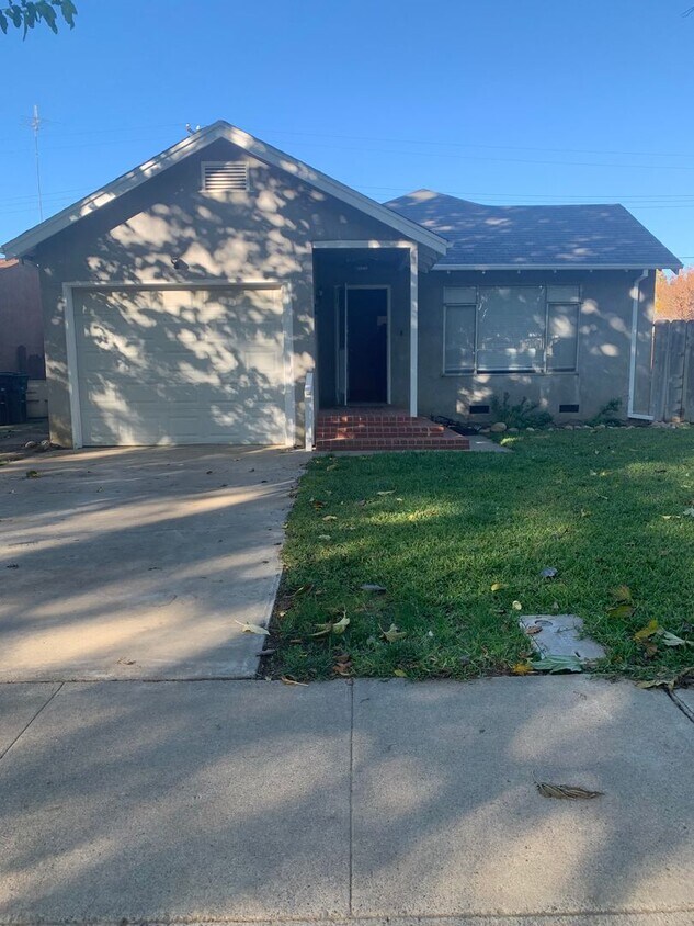 Primary Photo - Newly Renovated Home