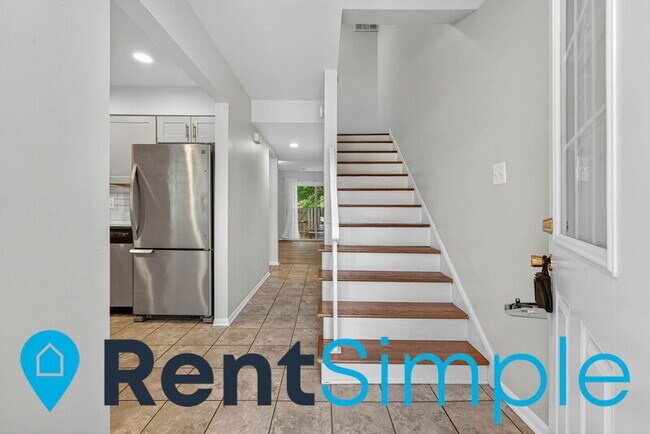 Building Photo - 14828 Ensor Ct