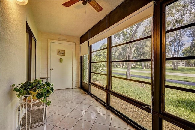 Foto del edificio - 15469 Lakes of Delray Blvd