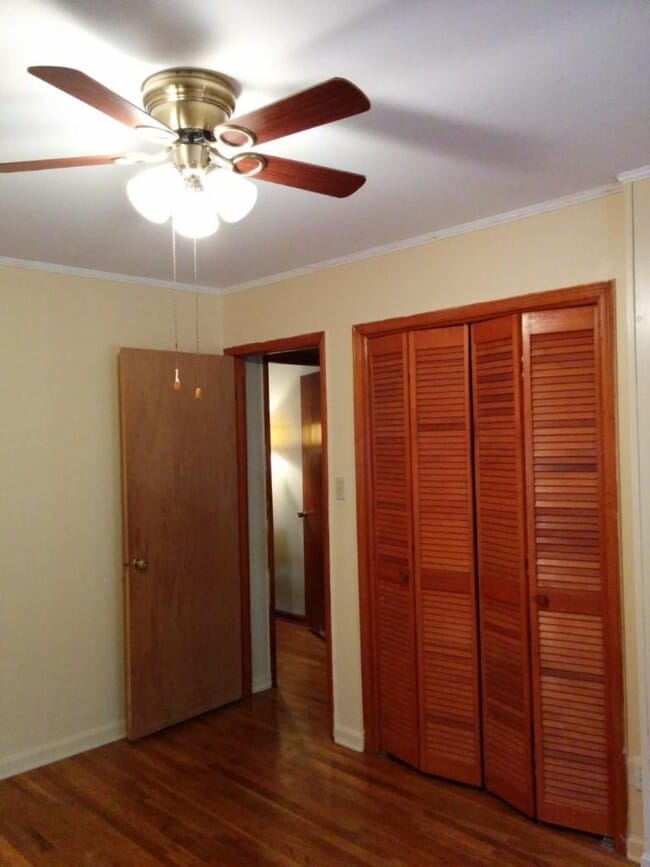 Building Photo - 405 Lamar St