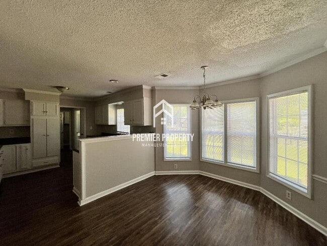 Building Photo - 2747 Morning Woods Dr